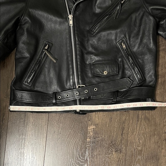Black Leather Motorcycle Jacket - Picture 5 of 8